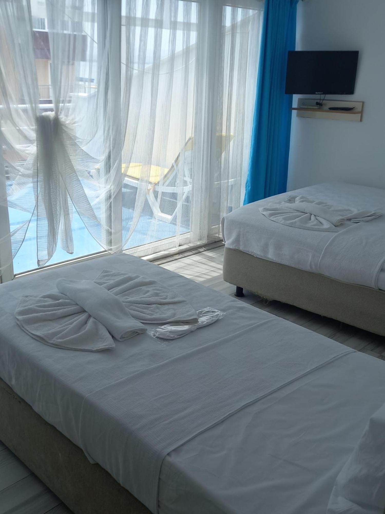 Paradise Hotel Akcay 埃德雷米特 外观 照片