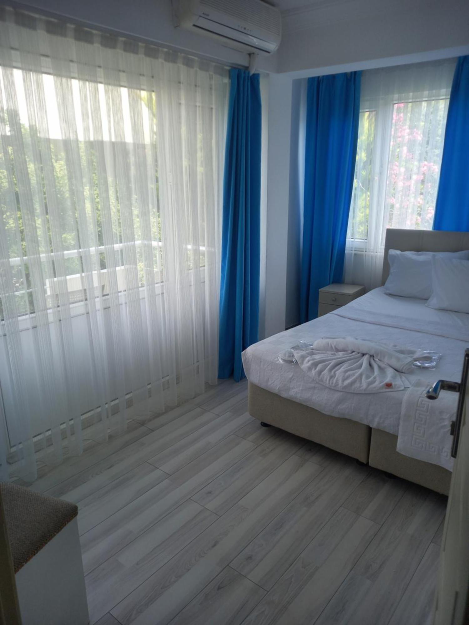 Paradise Hotel Akcay 埃德雷米特 外观 照片