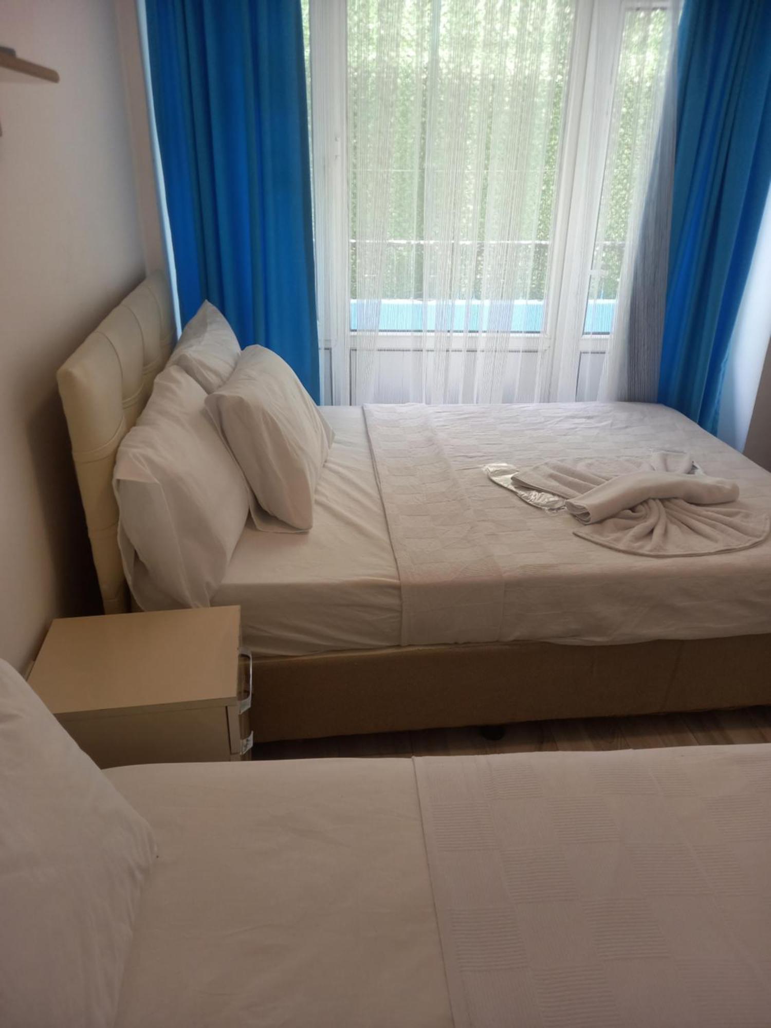 Paradise Hotel Akcay 埃德雷米特 外观 照片