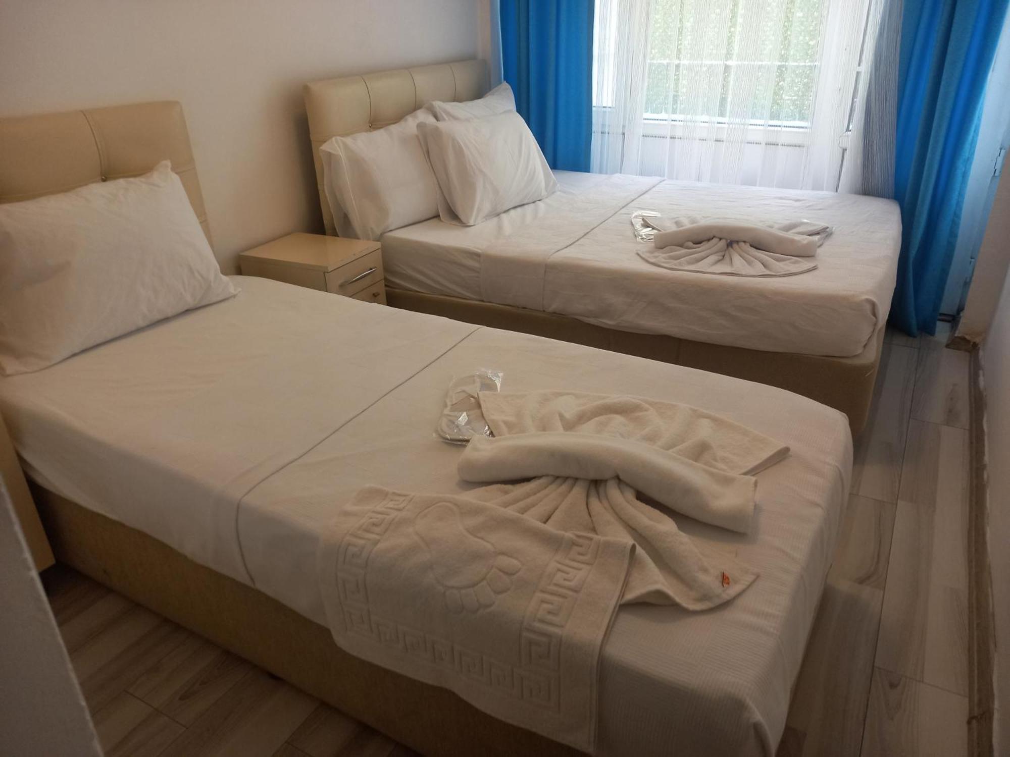 Paradise Hotel Akcay 埃德雷米特 外观 照片