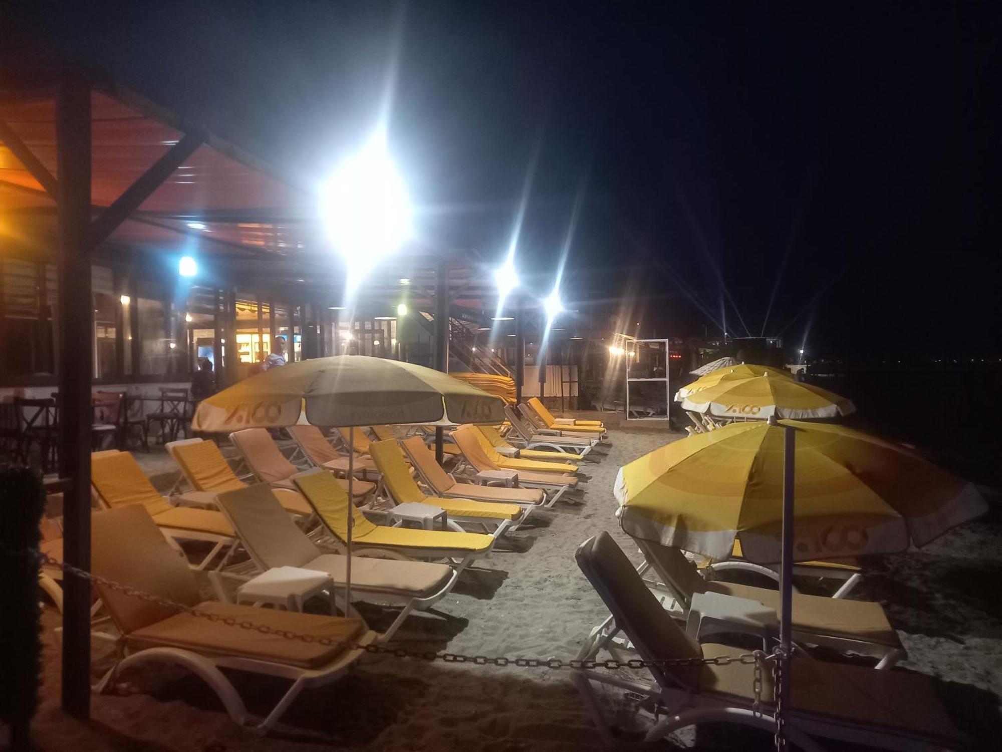 Paradise Hotel Akcay 埃德雷米特 外观 照片