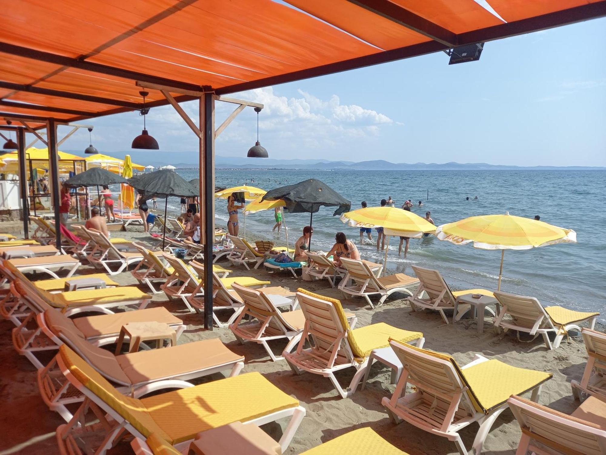 Paradise Hotel Akcay 埃德雷米特 外观 照片